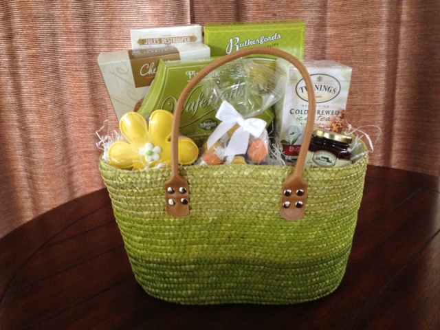 Happy Mother’s Day Deluxe Sweets Gift Tote 1800Baskets