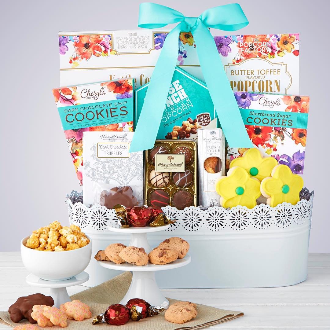 Super Cute Mother's Day Baskets To Make Mom Feel Like a